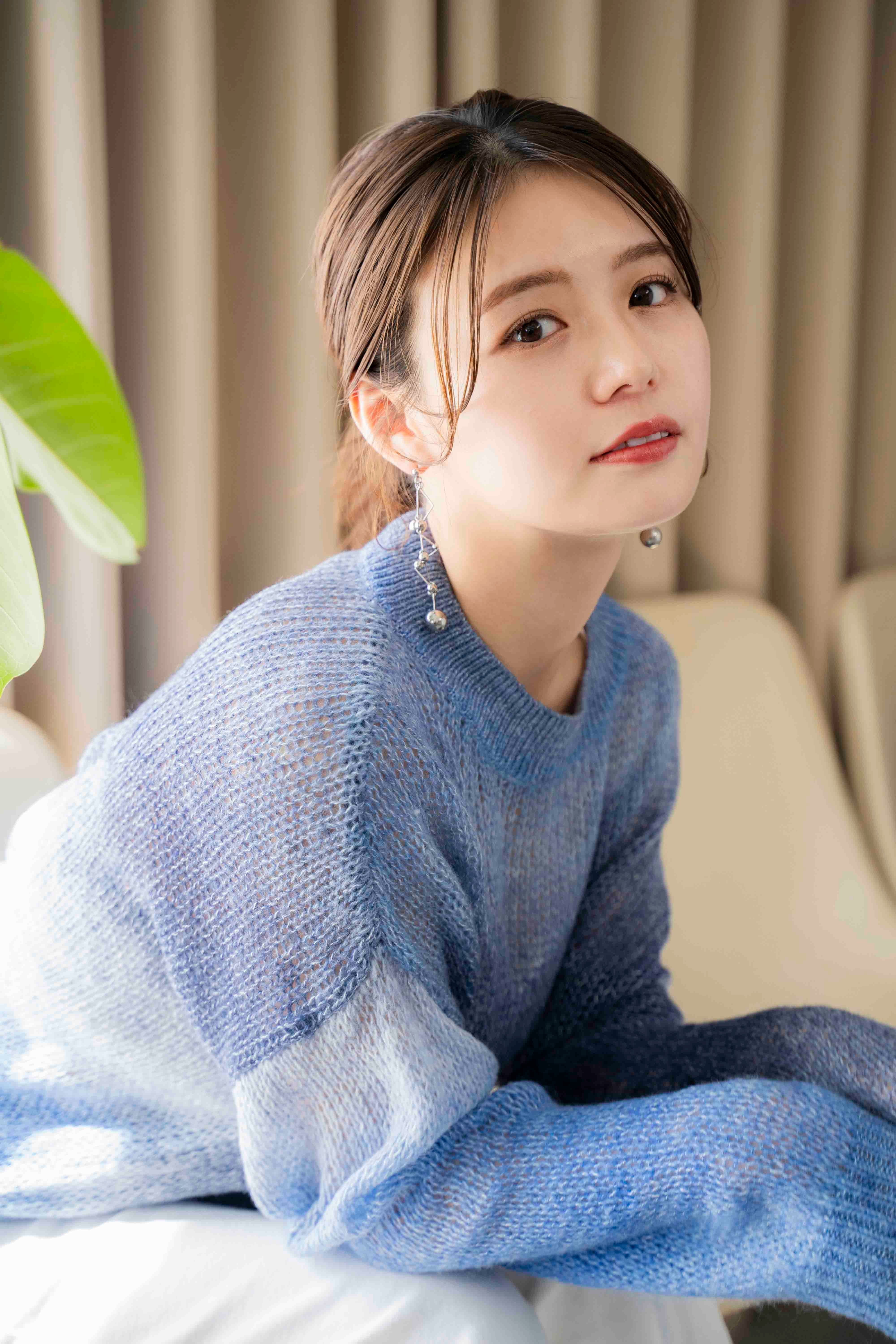 井口綾子・宣材写真(NKC_1555)