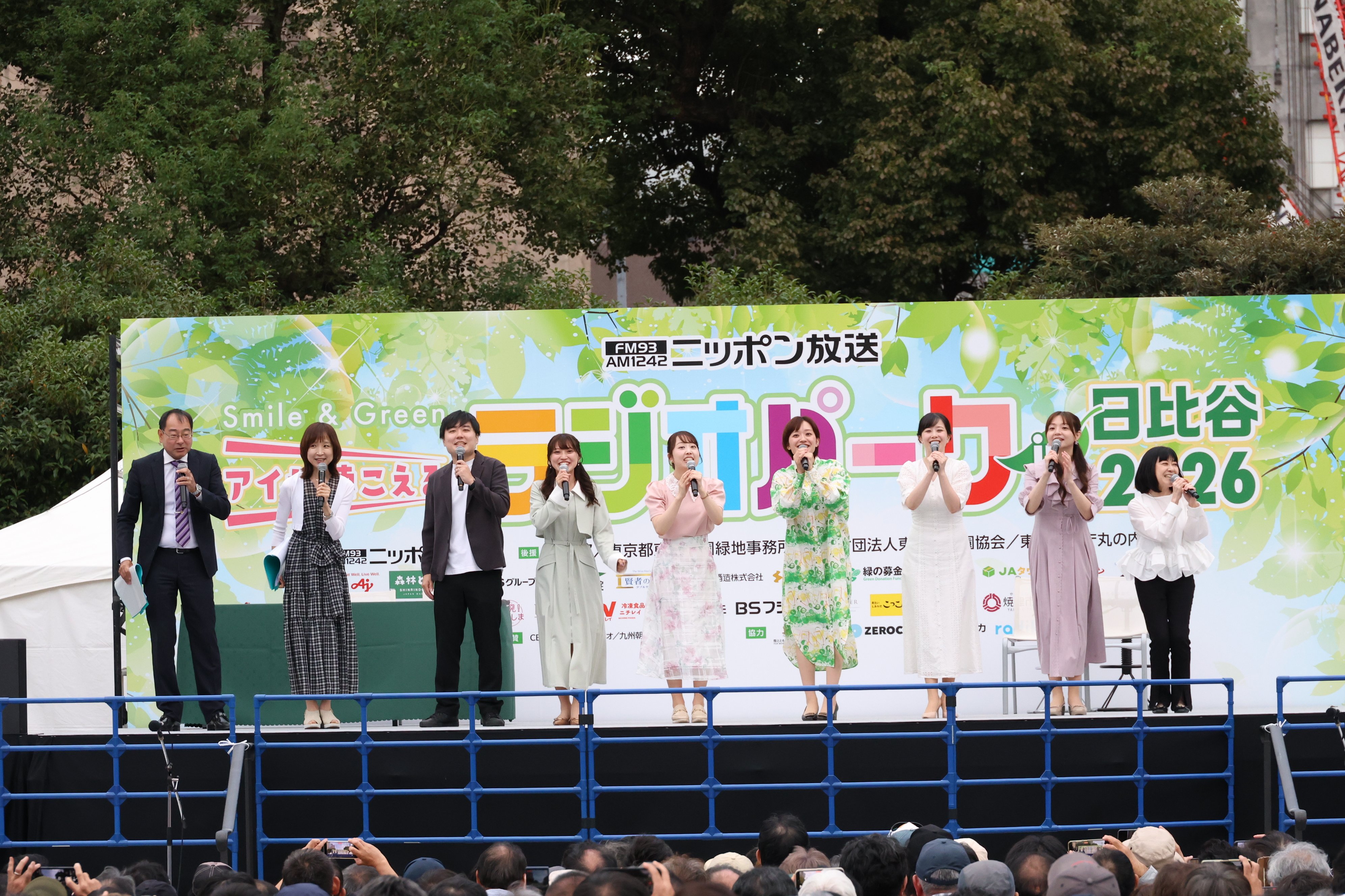 1004_8_アナウンサー_3P0A7996